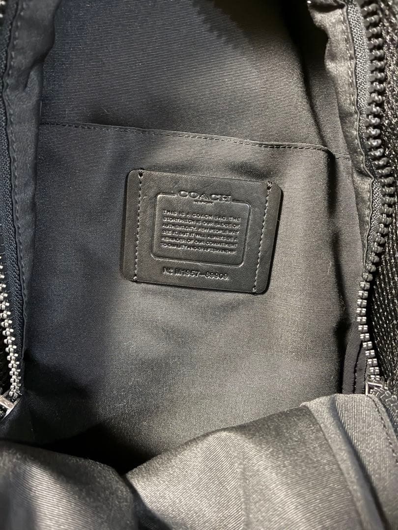 COACH ボディバッグ　シグネチャー　ワンショルダーバッグ