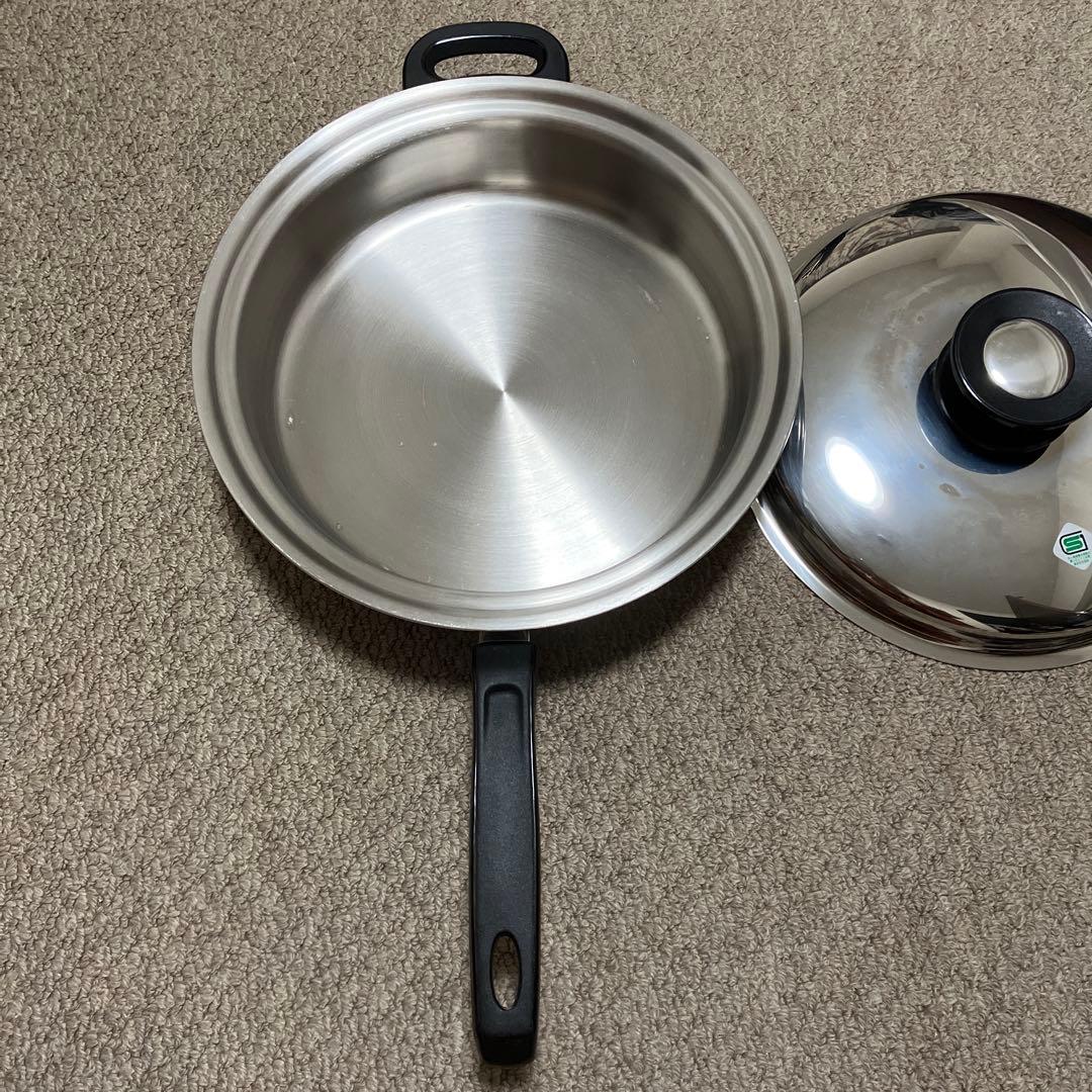 【新品未使用】蓋付きフライパン