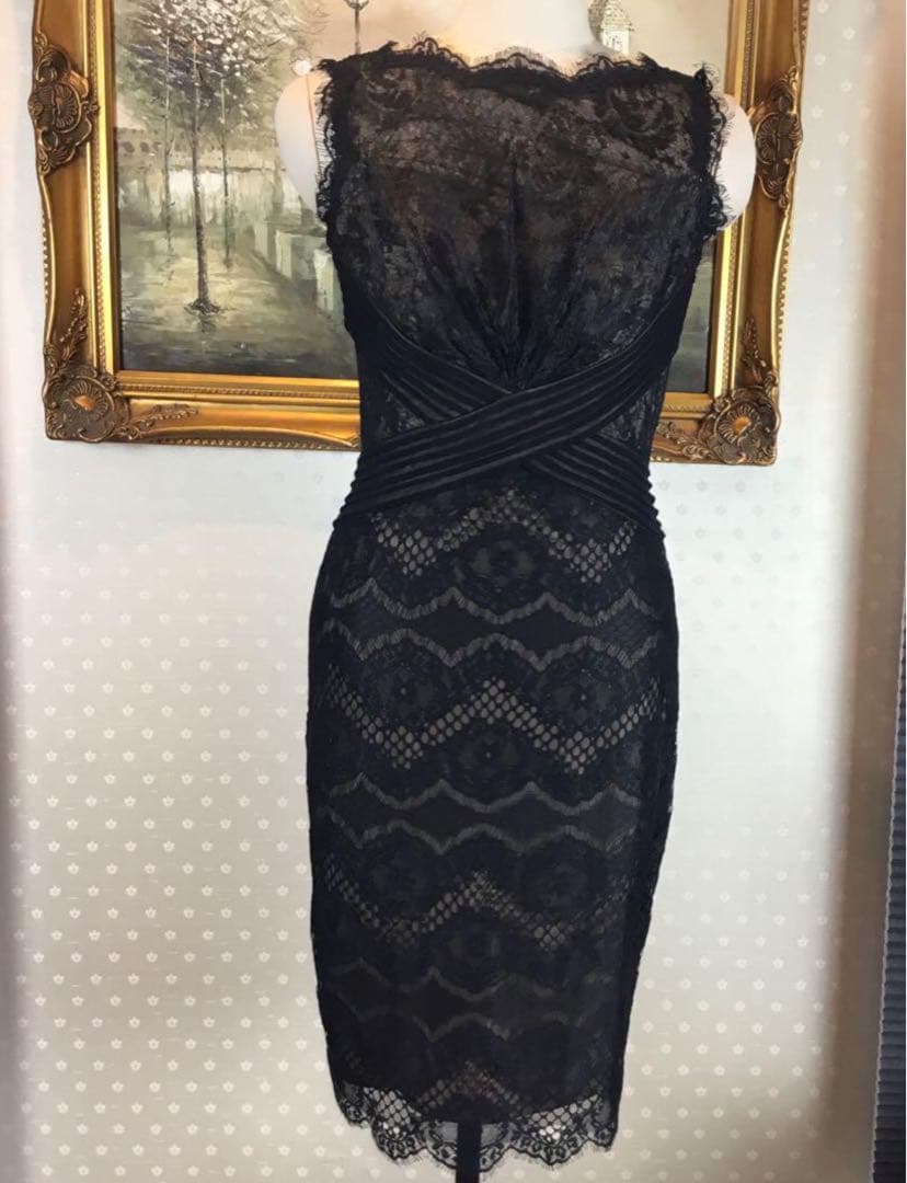 新品タグ付け☆ TADASHI SHOJI6 ブラック