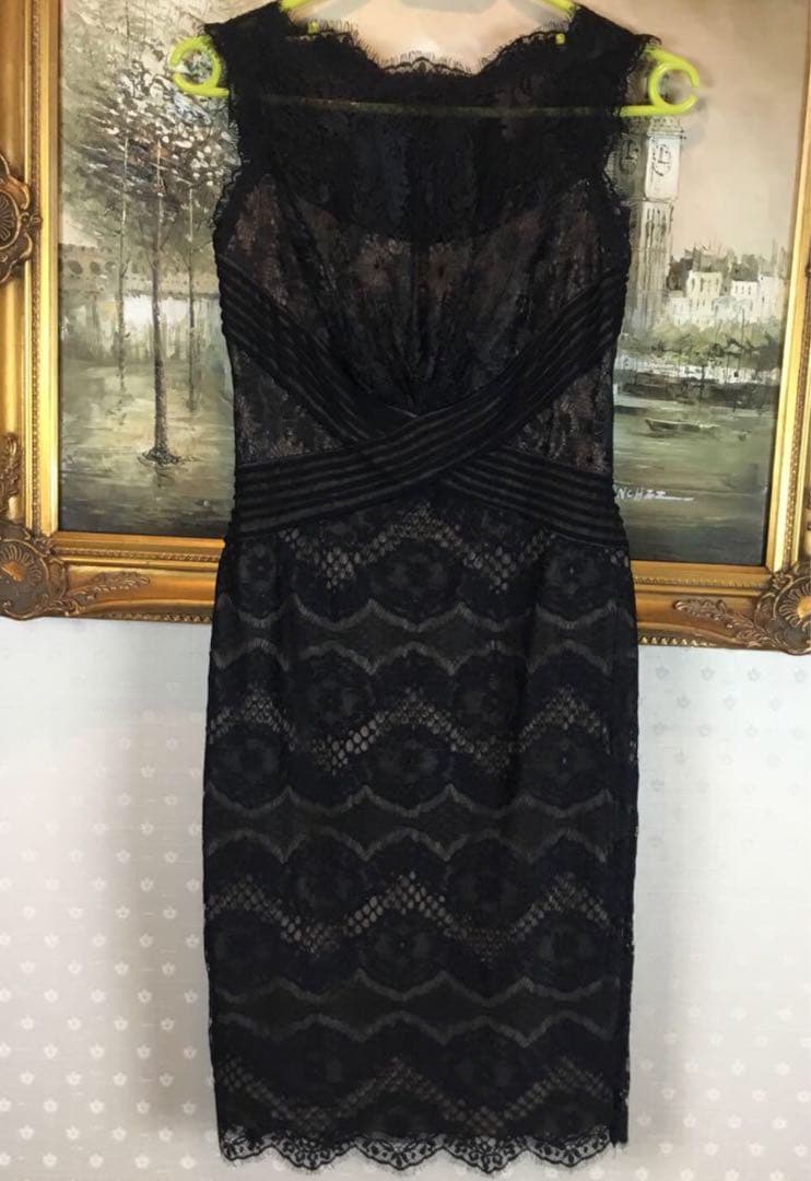 新品タグ付け☆ TADASHI SHOJI6 ブラック