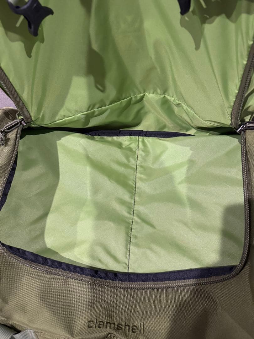 【美品】カリマー　クラムシェル40 オリーブ