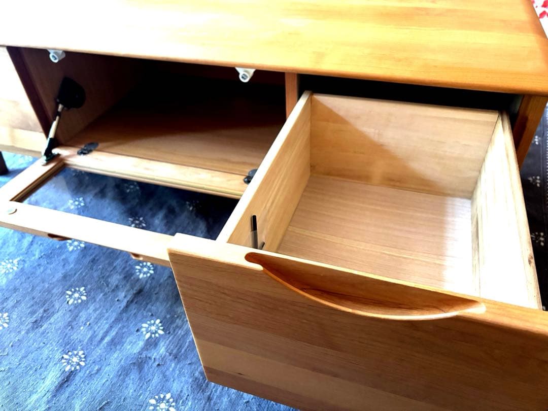 テレビボード　120 cm 北欧風　一生紀