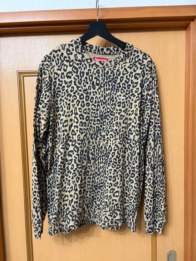 Supreme ヒョウ柄 長袖カットソー