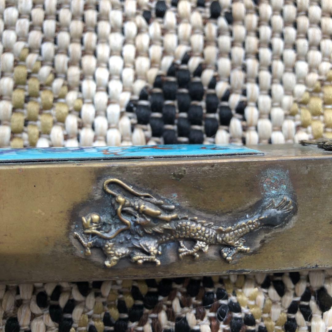 足銀　文鎮・置物　アンティーク　竜の模様