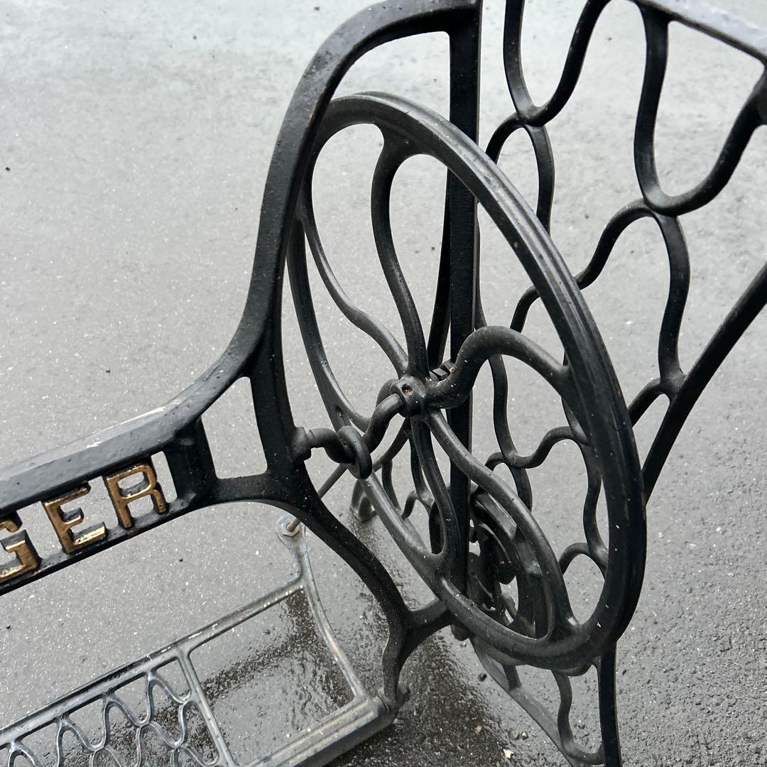 シンガー　網目ミシン脚　工業用　ミシン台　テーブル脚　アンティーク　レトロ