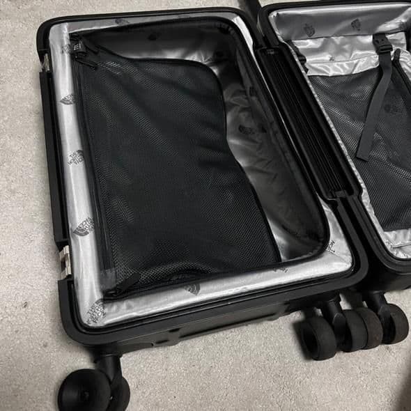 ✨超レア✨ノースフェイス THE NORTH FACE キャリーケース 旅行 黒