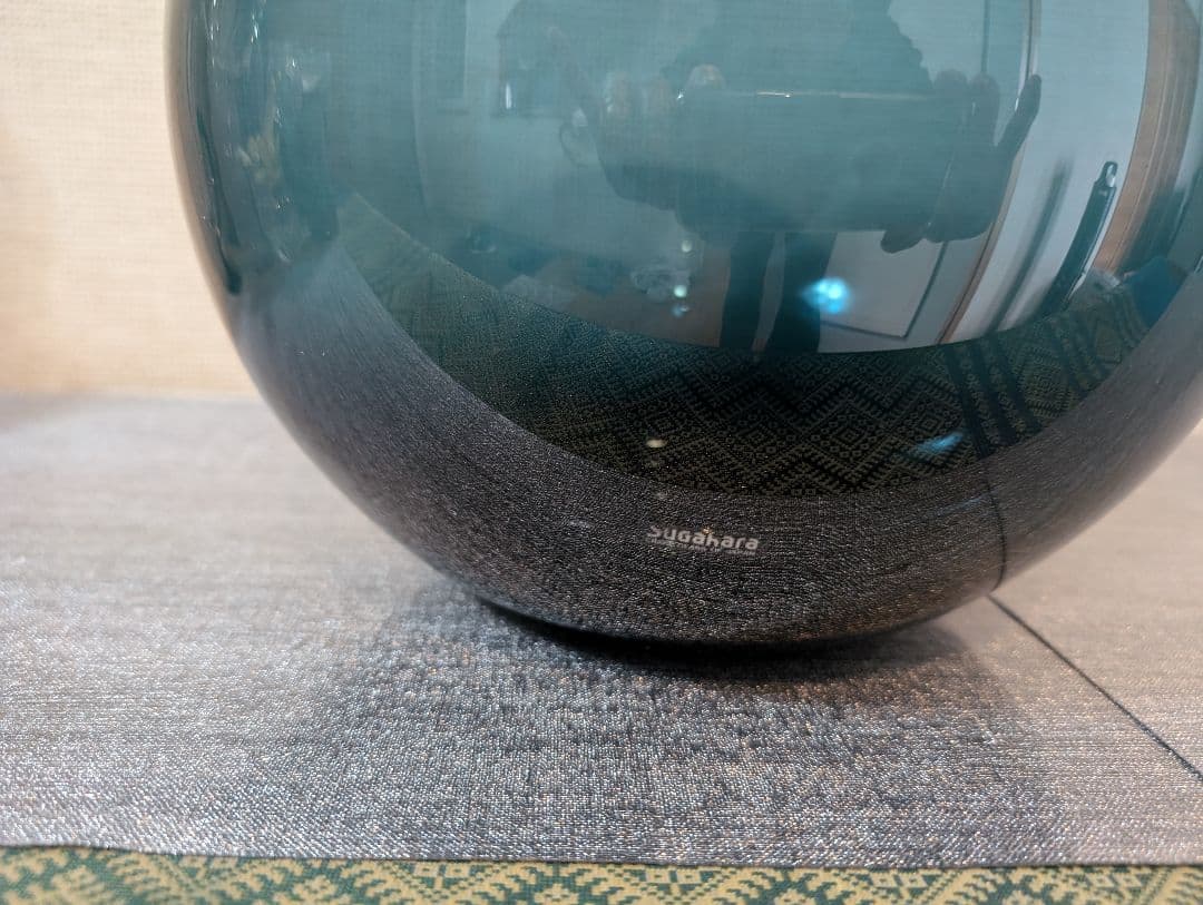 スガハラグラス　ネイビーボール型花器
