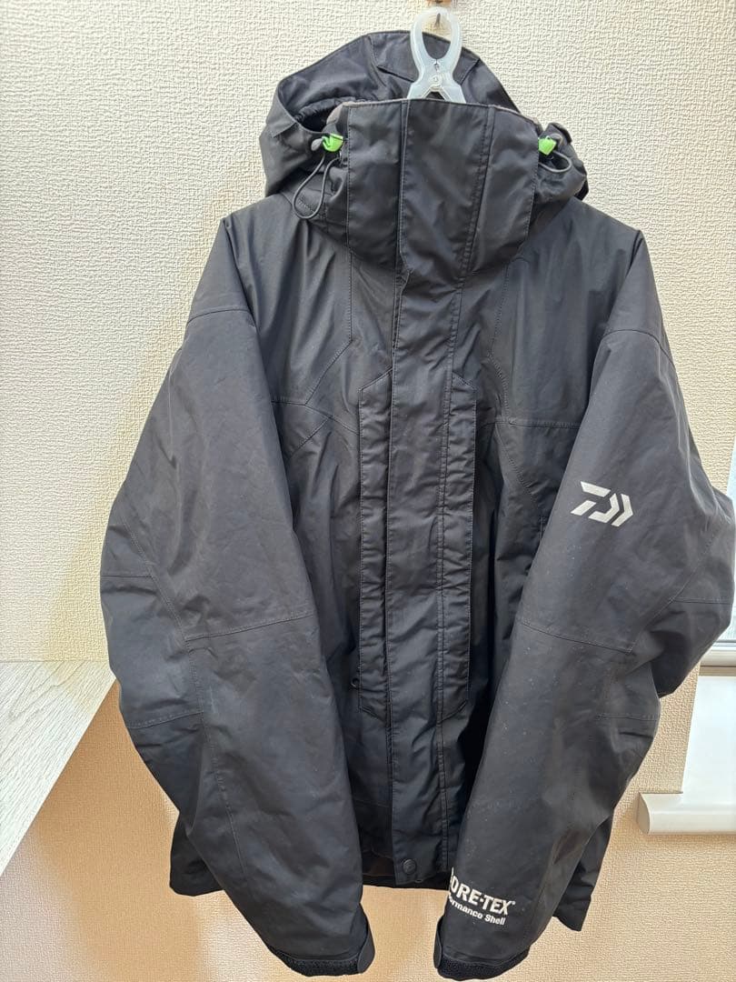 ダイワ　ハイロフトサロペット　ゴアテックスウインタースーツ　 上下セット　Lサイ