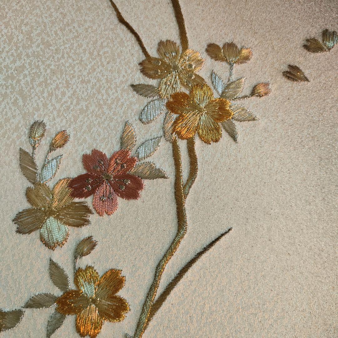 雛道具　雛人形　二曲屏風　桜刺繍　Ｐボカシ20号　屏風のみ出品(高さ60cm)