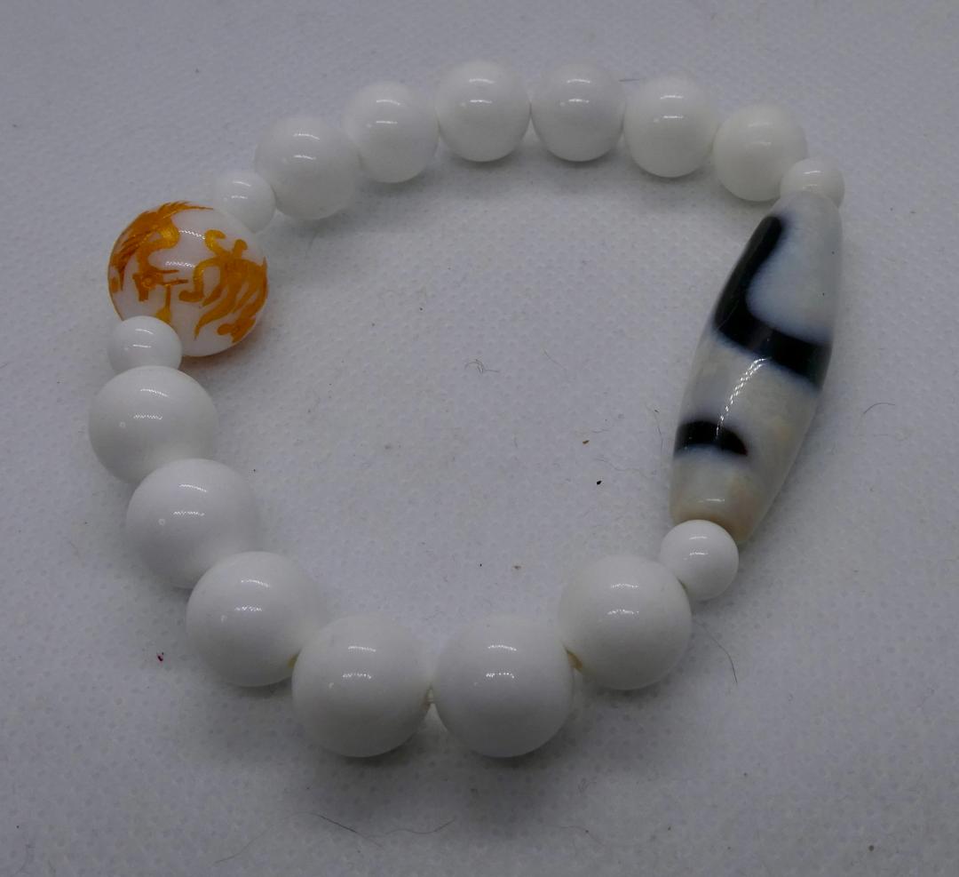 【巳年特価】白蛇天珠(白) 四神全部入り白珠 ホワイトオニキスのブレスレット