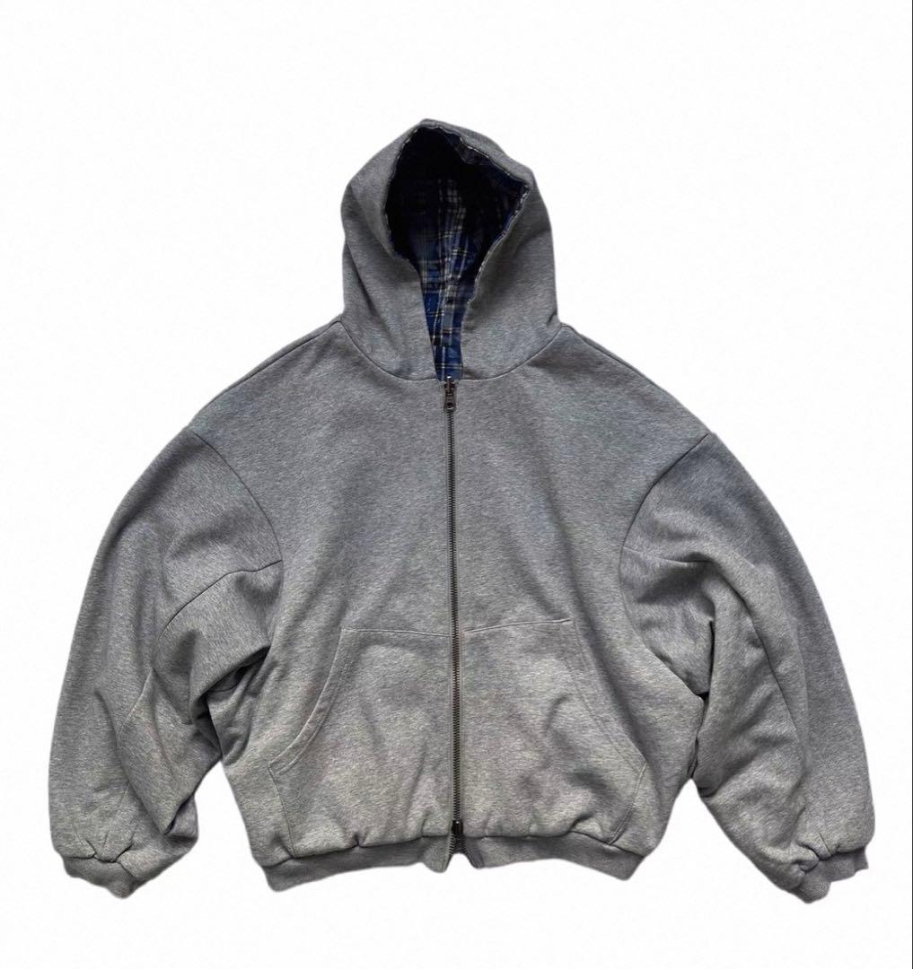 ASTT リバーシブル　フーディ