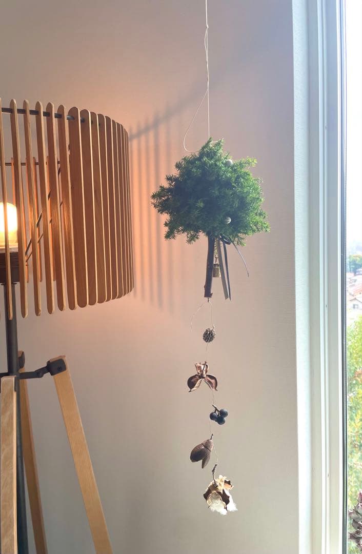 ミニツリーのフライングリース　（プリザーブド）