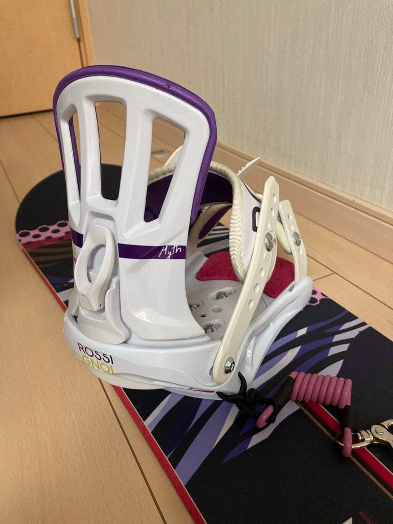 美品！レディーススノーボード 板kissmark 145 ダブルキャンバー