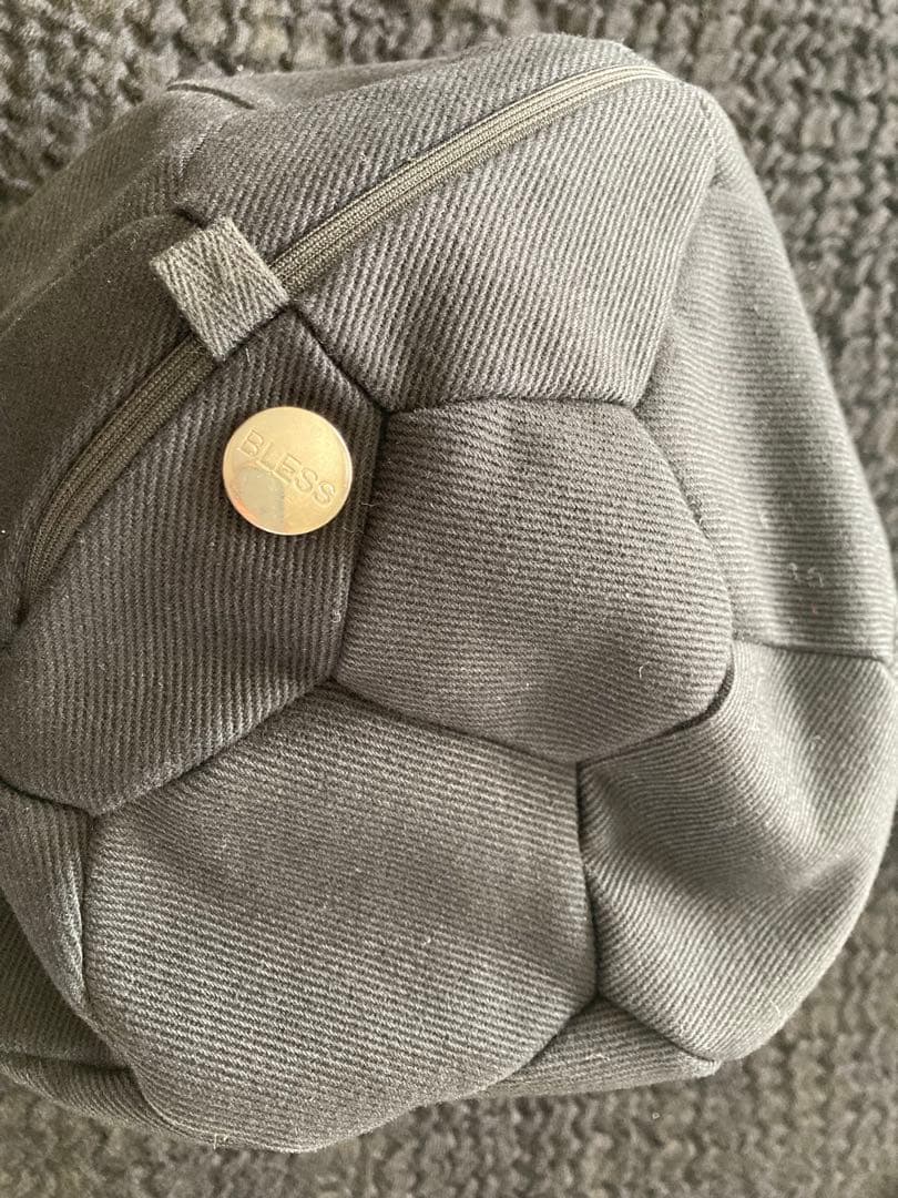 貴重【BLESS N°27/ブレス】　 チェーン付きサッカーボールバッグ