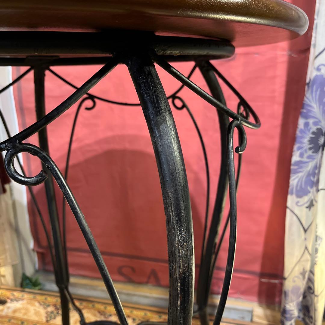 アイアンフレーム　アンティークST コンパクト　ラウンドテーブル　ティーテーブル