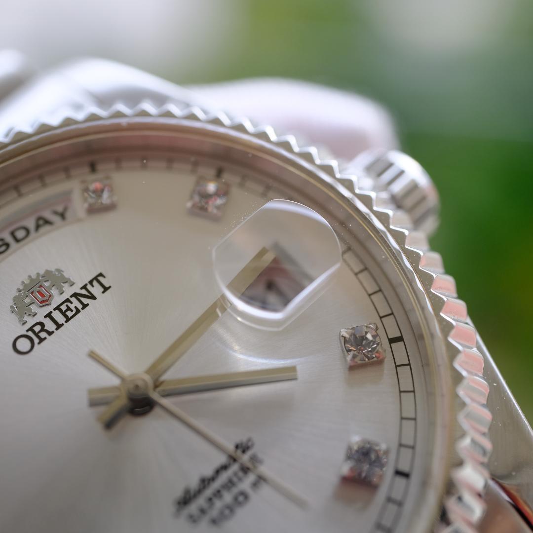 オリエント President ホワイト 美品