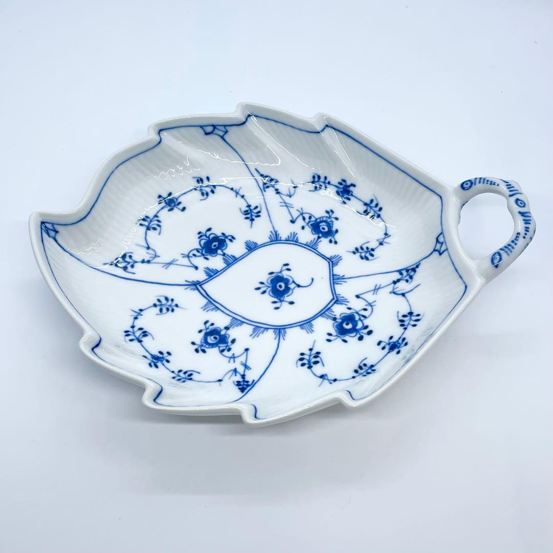 ☆【極美品】ロイヤルコペンハーゲン ブルーフルーテッドプレイン リーフディッシュ