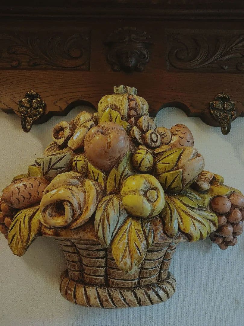 木製看板　木製　花籠　バスケット　籠　バーボラミラー 彫刻 壁掛け 果物 レア
