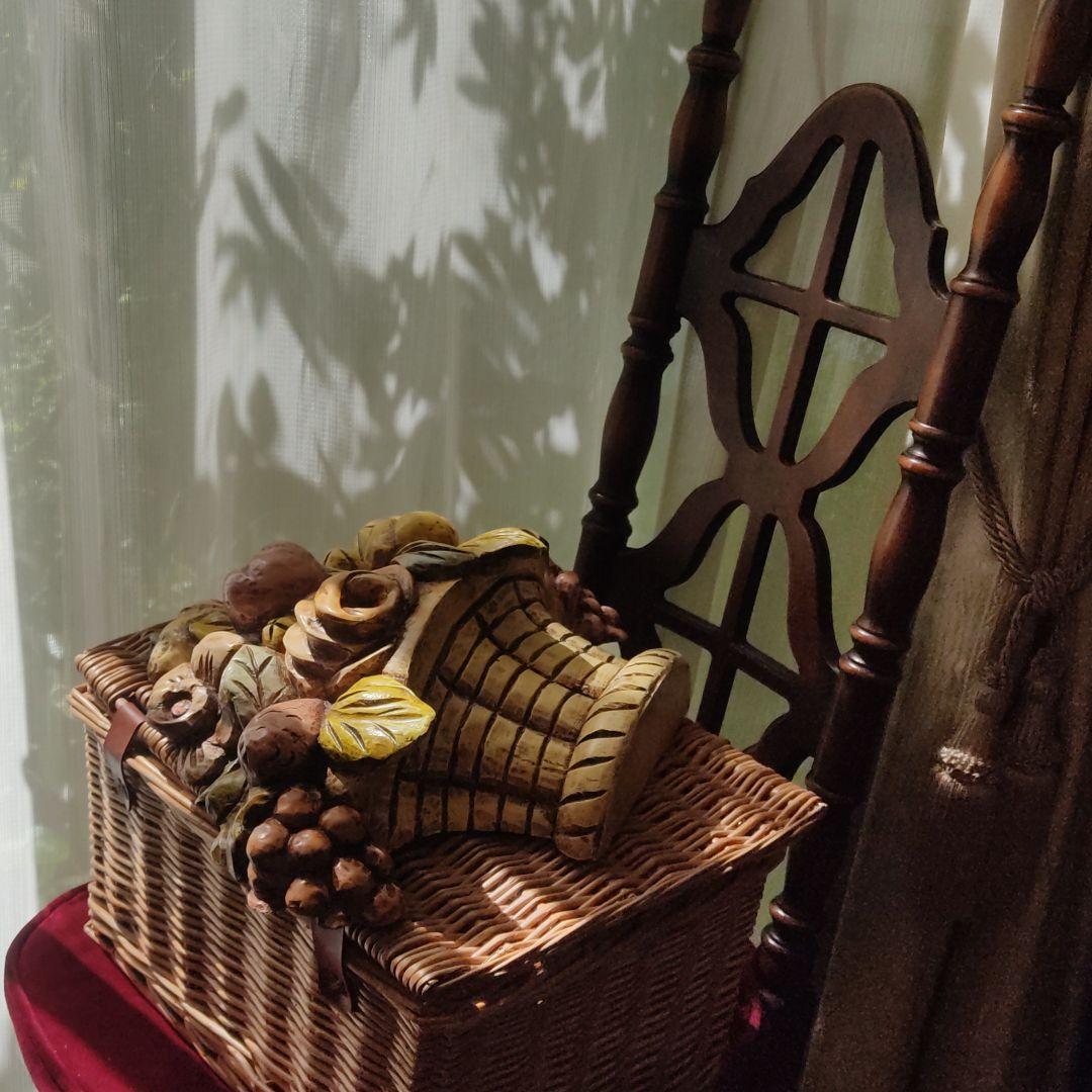 木製看板　木製　花籠　バスケット　籠　バーボラミラー 彫刻 壁掛け 果物 レア