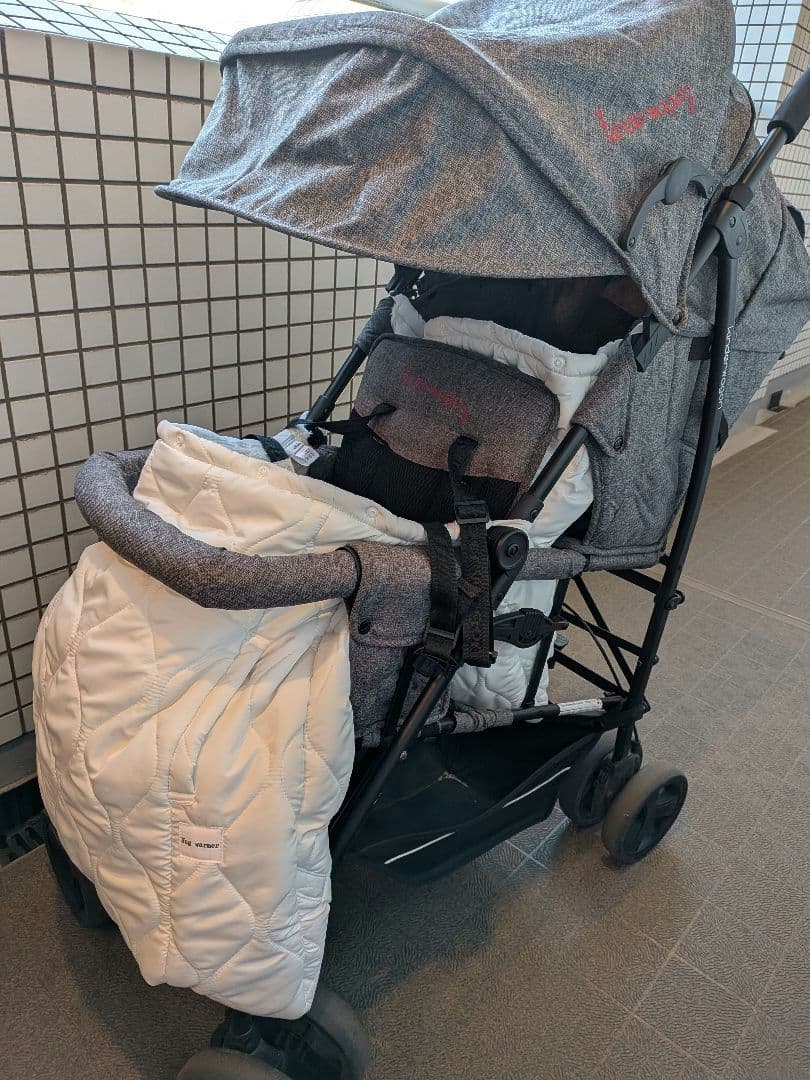 Kinderwagon 2人乗りベビーカー グレー　双子　日本育児　シティポップ