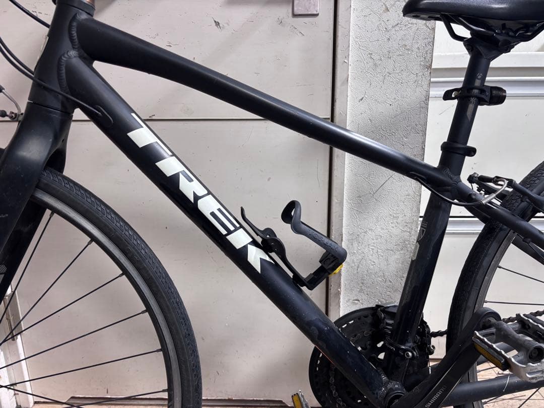 TREK 7.4FX トレック　クロスバイク ブラック