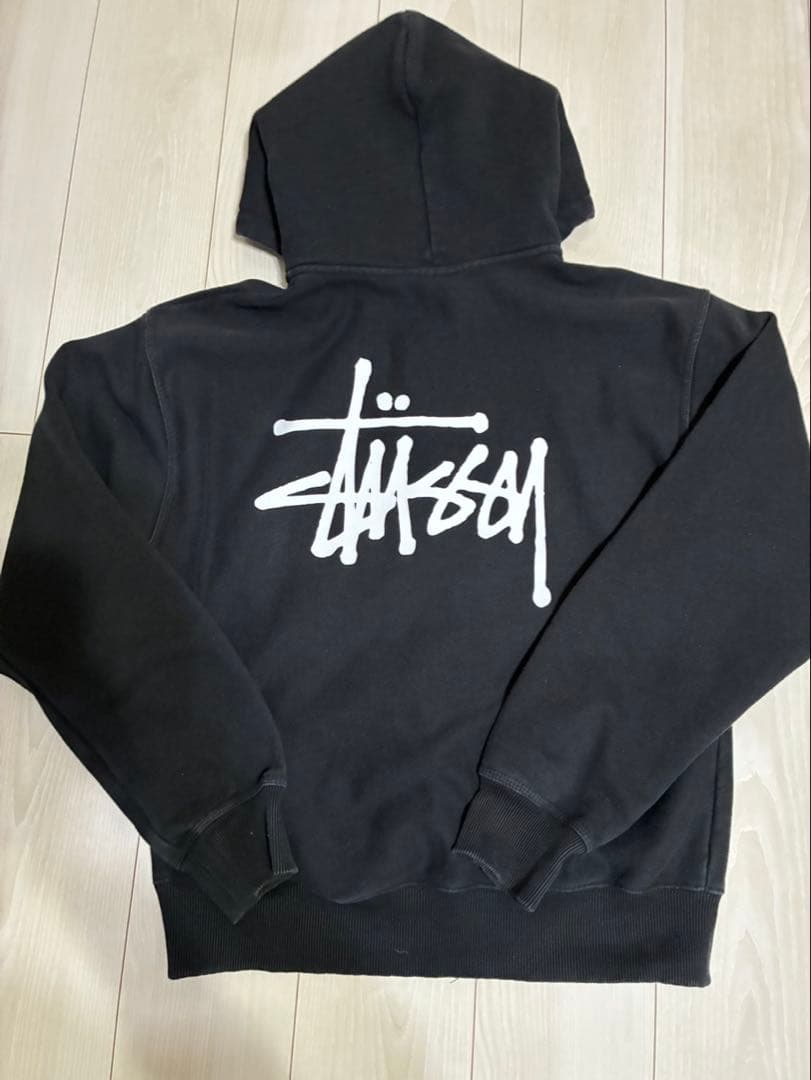 Stussy ブラック パーカー フロントジッパー