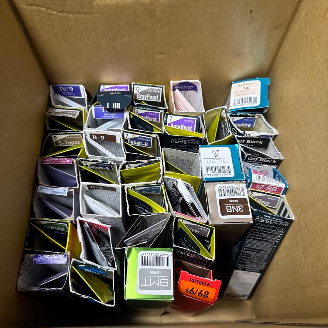 値下げしました！アディクシーカラー等カラー剤セット