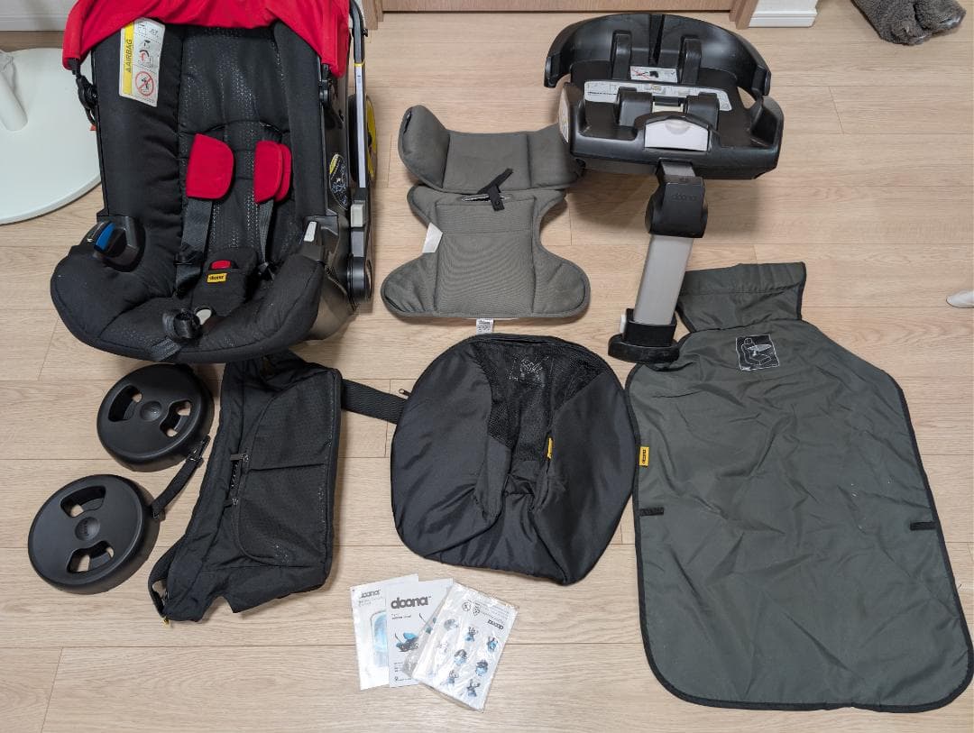 【中古】Doona isofixベース付き ベビーカー ドゥーナ