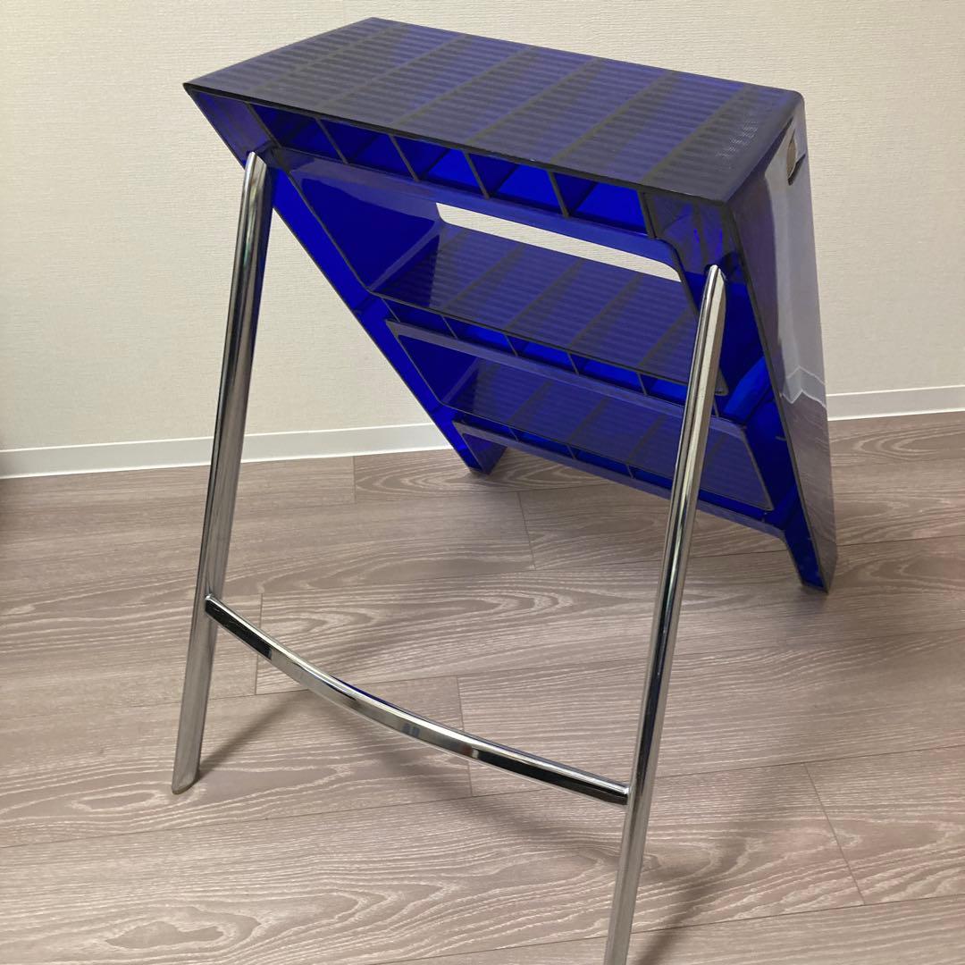 kartell Upper (カルテル アッパー)