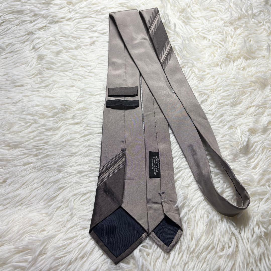 【極美品】PRADA ネクタイ　ソリッド　シルバー