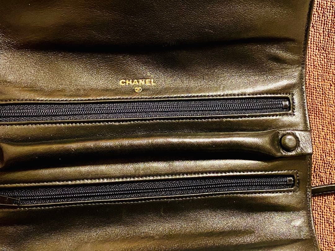 CHANEL ブラックレザー アクセサリーケース