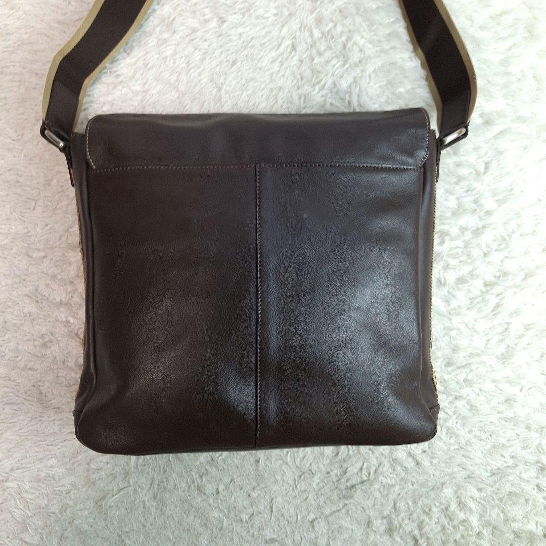 美品✨COACH　コーチ　メッセンジャーバッグ　レザー　ダークブラウン