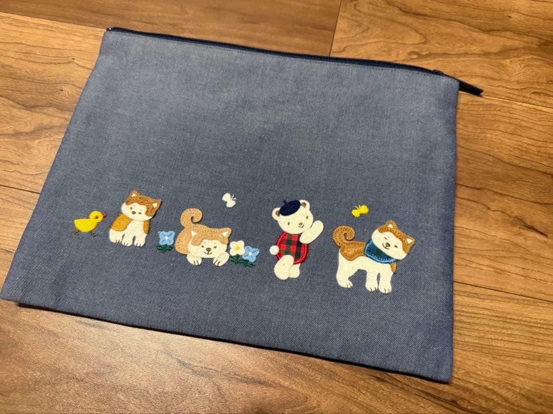 ぽ*て様 ファミリア 秋田犬 デニムポーチ ふるさと納税