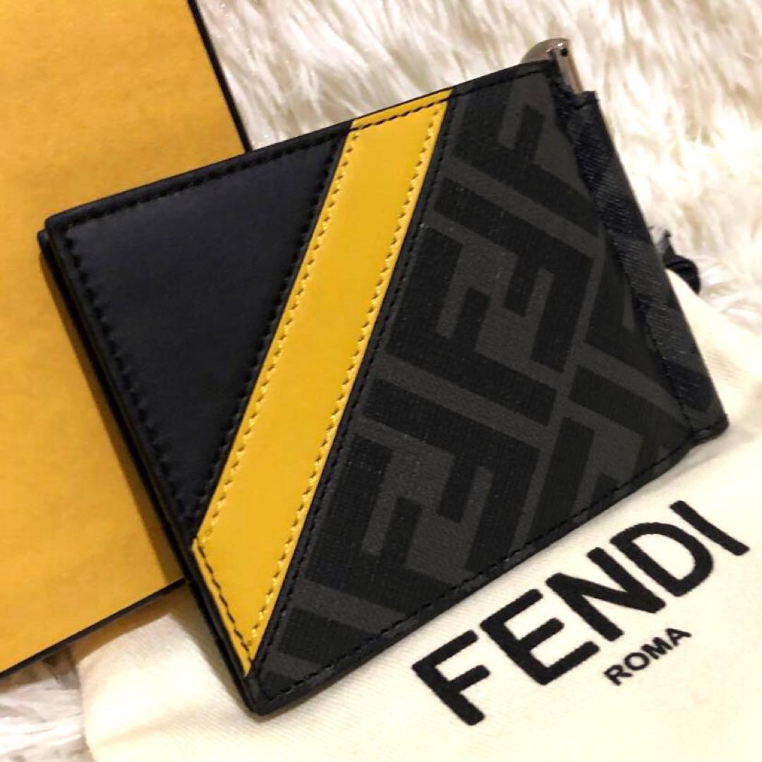 未使用✨フェンディFENDI ズッカ　レザー ロゴ マネークリップ