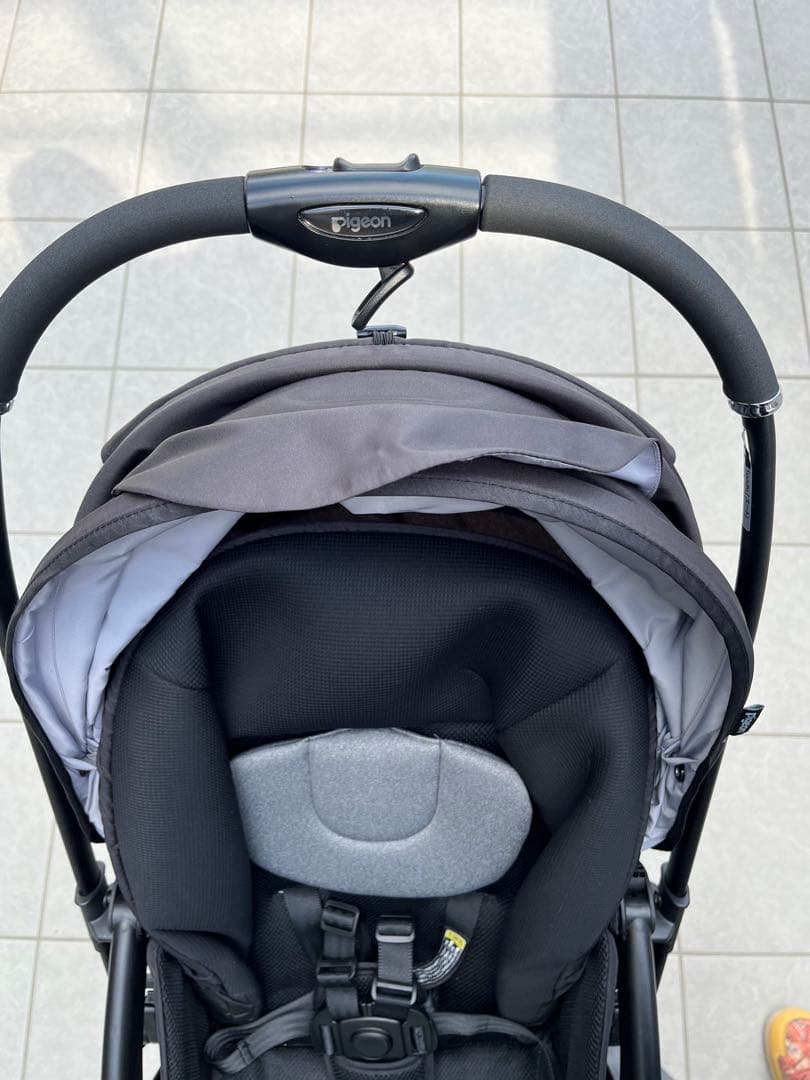 ピジョン Suuuto SB2 ベビーカー 両対面式 オールブラック