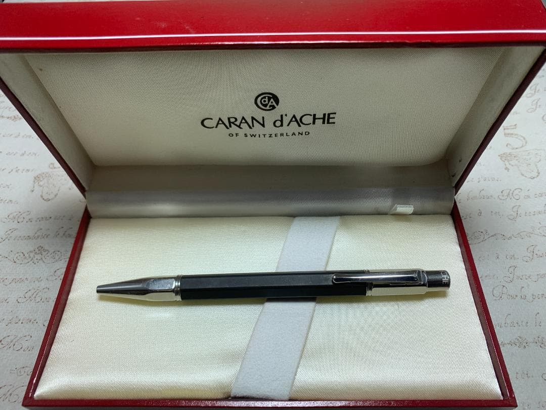 カランダッシュ CARAN d'ACHE　バリアス　ボールペン
