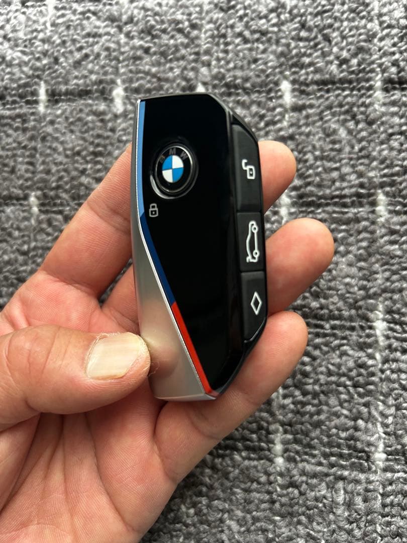  純正スマートキー (Mシリーズ)