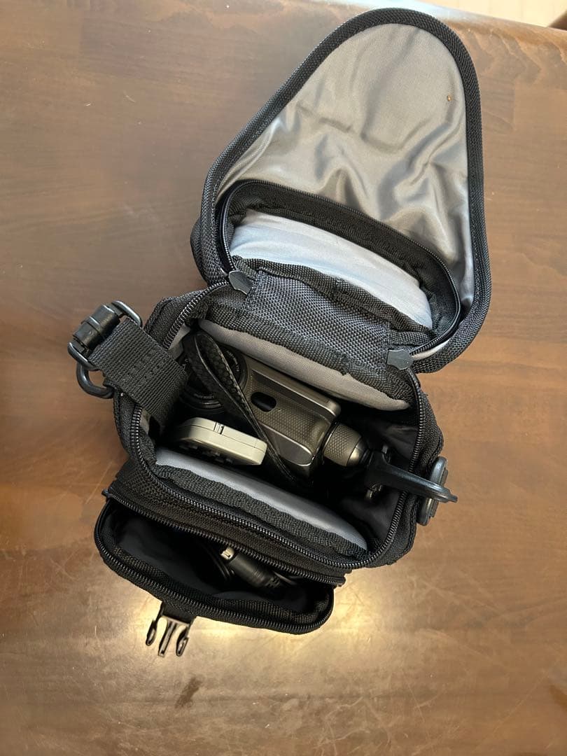 Panasonic SDR-S200 3CCD ビデオカメラ キャリーバック付き