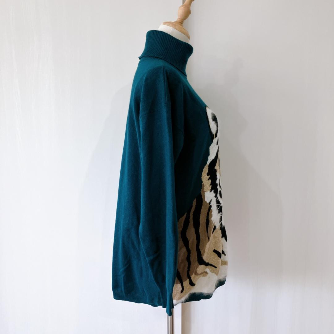 【美品】　伊太利屋　トラモチーフタートルネックセーターダーク2点おまとめ