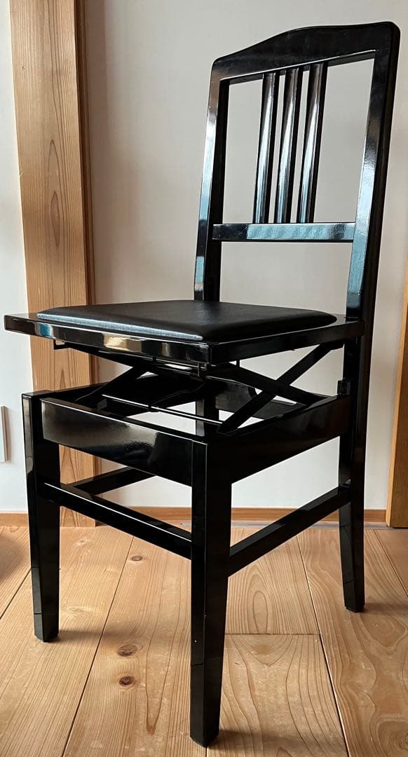 美品・おまかせ配送 Konan 甲南ピアノ椅子 No.5 黒塗黒座面 名陽木工製