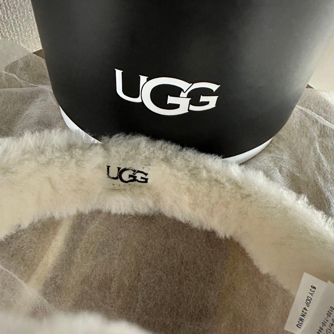 UGG 耳あて・イヤーマフ ベージュ・ホワイト