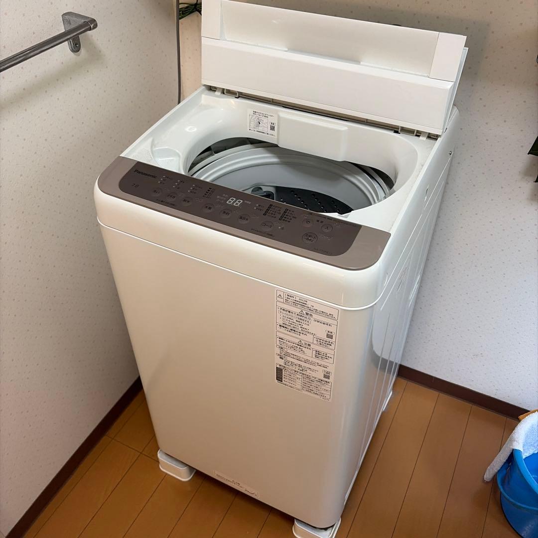 パナソニック　洗濯機　NA-F70PB15