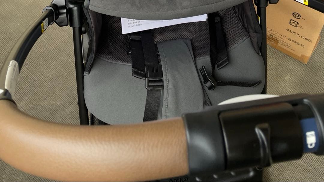 Aprica ベビーカー カルーンエアー メッシュ AB グレー　アニマル