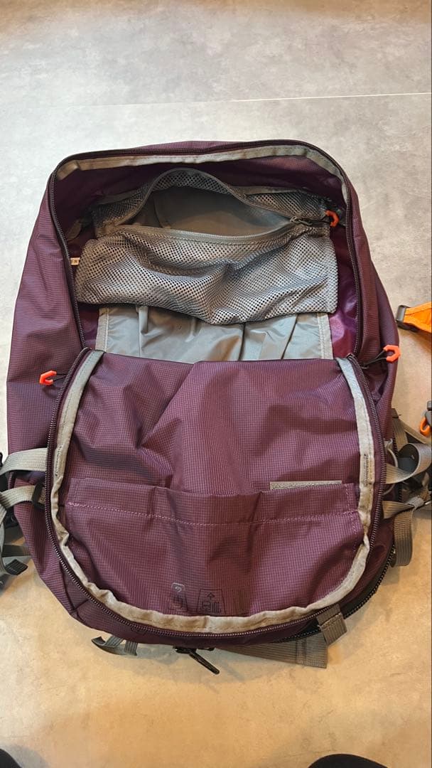 40%オフ【新品】ABS雪崩用エアバック s.LIGHT compact 30L