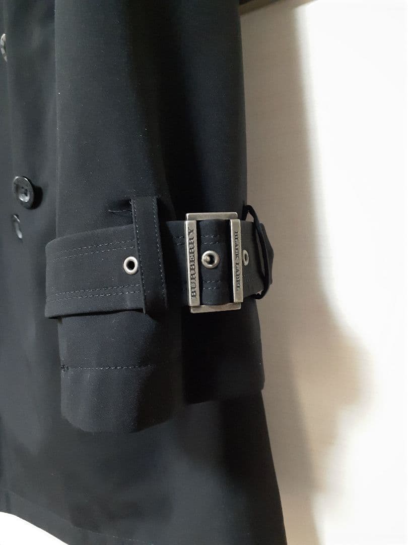 【美品】バーバリー 　ブラックレーベル　トレンチコート　　ブラック　サイズM