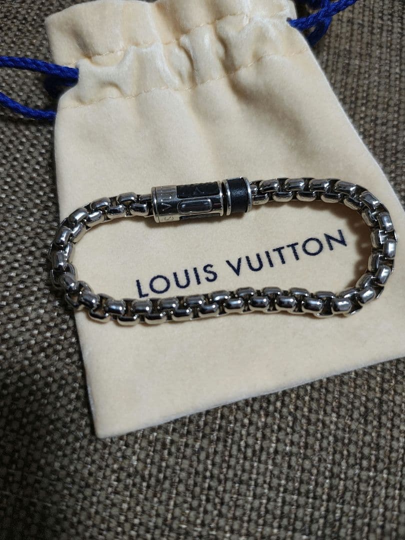 LOUIS VUITTON ブレスレット