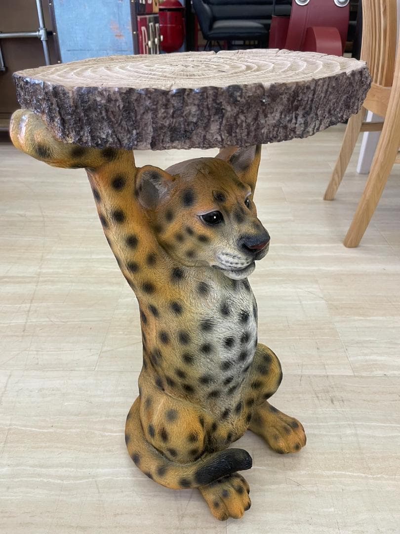 パンサー　豹　サイドテーブル　ミニテーブル　アニマル　動物　ソファ　テーブル　台