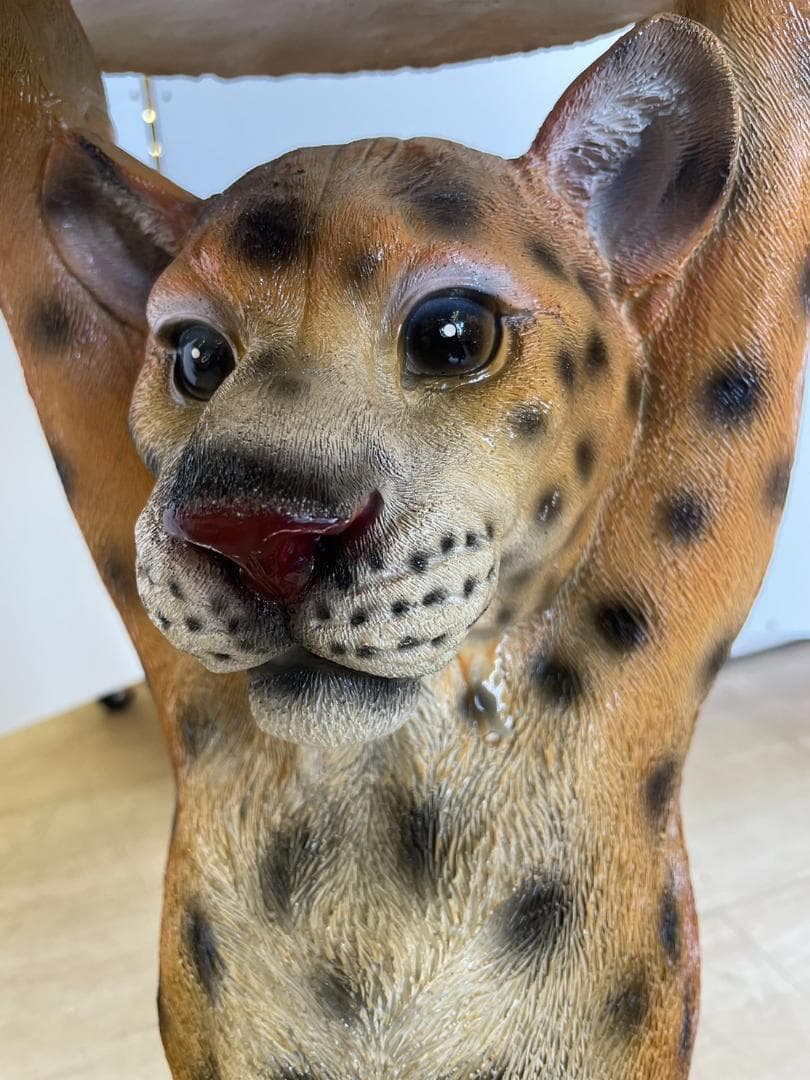 パンサー　豹　サイドテーブル　ミニテーブル　アニマル　動物　ソファ　テーブル　台