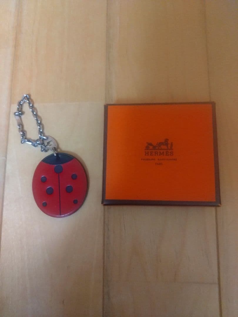 ＨＥＲＭＥＳ　エルメス てんとう虫 キーホルダー　チャーム