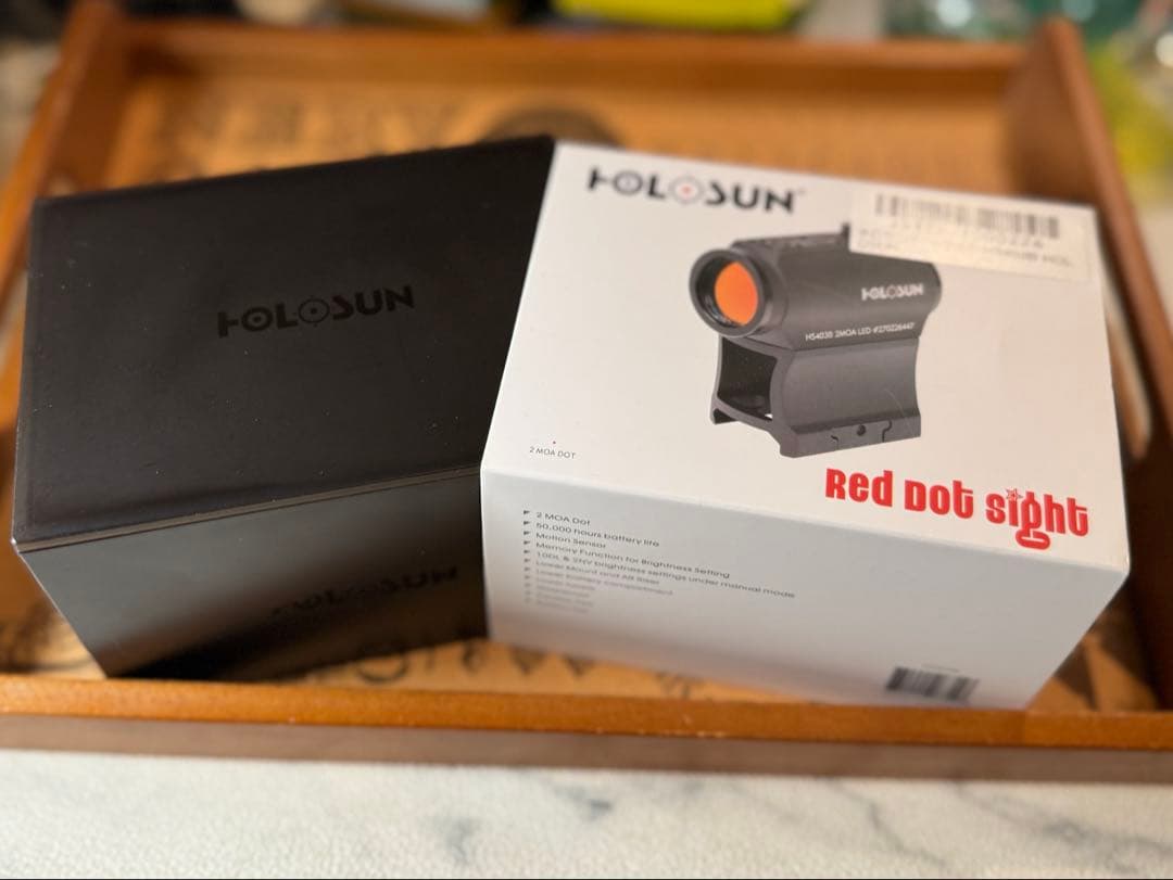 【実物・新品未使用】HOLOSUN HS403B レッドドットサイト　ホロサン